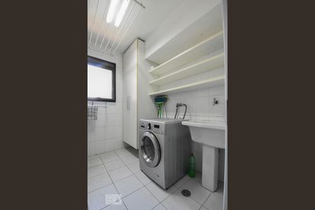 Apartamento à venda com 192m², 4 quartos e 3 vagasLavanderia