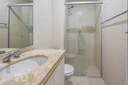 Apartamento à venda com 192m², 4 quartos e 3 vagasBanheiro Social