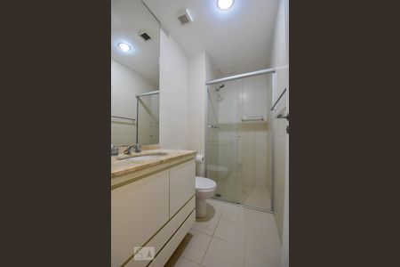 Apartamento à venda com 192m², 4 quartos e 3 vagasBanheiro Social