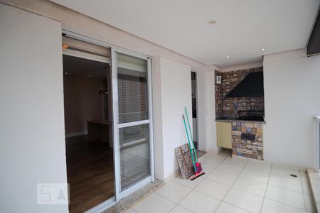 Apartamento à venda com 84m², 2 quartos e 2 vagas Apartamento à venda com 84m², 2 quartos e 2 vagasSacada com Churrasqueira