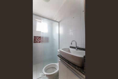 Banheiro de apartamento à venda com 2 quartos, 53m² em Vila Alpina, Santo André