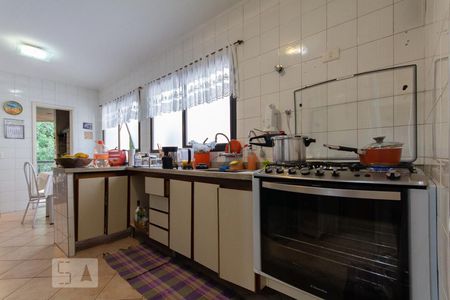 Apartamento à venda com 177m², 3 quartos e 3 vagas Apartamento à venda com 177m², 3 quartos e 3 vagascozinha