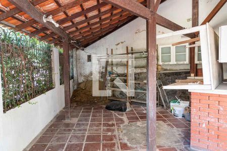 Casa à venda com 300m², 5 quartos e 2 vagas Casa à venda com 300m², 5 quartos e 2 vagasEspaço Gourmet