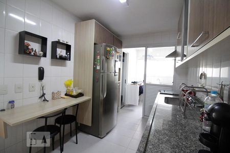 Apartamento para alugar com 94m², 2 quartos e 2 vagas Apartamento para alugar com 94m², 2 quartos e 2 vagasCozinha