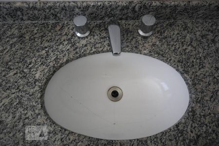 Apartamento à venda com 147m², 3 quartos e 1 vagaBanheiro - Suíte 1