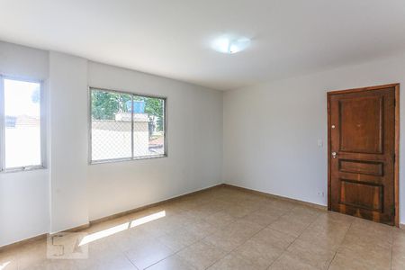 Sala de Estar de apartamento para alugar com 3 quartos, 68m² em Caxingui, São Paulo