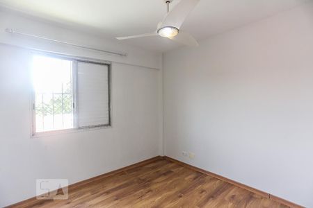 Quarto 2 de apartamento para alugar com 3 quartos, 68m² em Caxingui, São Paulo