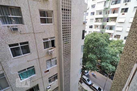 Vista Quarto. de apartamento para alugar com 1 quarto, 37m² em Copacabana, Rio de Janeiro