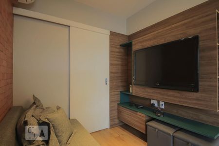 Sala de TV de apartamento para alugar com 1 quarto, 30m² em Pinheiros, São Paulo