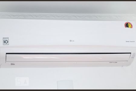 Casa à venda com 323m², 6 quartos e 3 vagas Casa à venda com 323m², 6 quartos e 3 vagasAr condicionado