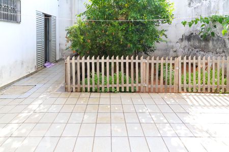 Casa à venda com 323m², 6 quartos e 3 vagas Casa à venda com 323m², 6 quartos e 3 vagasQuintal