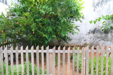 Casa à venda com 323m², 6 quartos e 3 vagas Casa à venda com 323m², 6 quartos e 3 vagasJardim