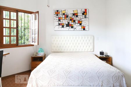 Casa à venda com 323m², 6 quartos e 3 vagas Casa à venda com 323m², 6 quartos e 3 vagasSuíte 2