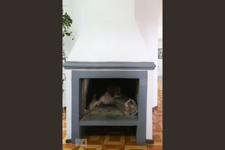 Casa à venda com 323m², 6 quartos e 3 vagas Casa à venda com 323m², 6 quartos e 3 vagasSala de estar