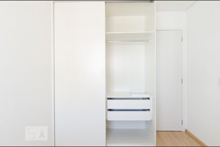 Apartamento à venda com 64m², 2 quartos e 1 vagaQuarto