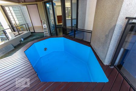 Apartamento para alugar com 78m², 1 quarto e 2 vagas Apartamento para alugar com 78m², 1 quarto e 2 vagasvaranda