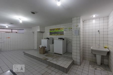 Apartamento para alugar com 78m², 1 quarto e 2 vagas Apartamento para alugar com 78m², 1 quarto e 2 vagaslavanderia