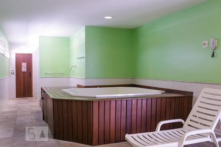 Apartamento à venda com 100m², 3 quartos e 2 vagasHidromassagem