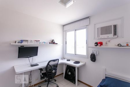 Apartamento à venda com 100m², 3 quartos e 2 vagasQuarto