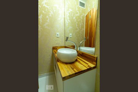 Lavabo de apartamento para alugar com 1 quarto, 50m² em Brooklin Paulista, São Paulo