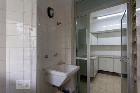 Apartamento para alugar com 53m², 2 quartos e 1 vaga Apartamento para alugar com 53m², 2 quartos e 1 vagaÁrea de serviço