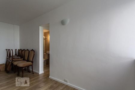 Sala de apartamento para alugar com 2 quartos, 53m² em Jardim Parque Morumbi, São Paulo