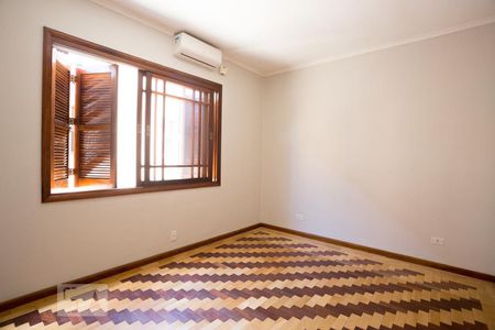 Quarto de apartamento para alugar com 2 quartos, 60m² em Cristo Redentor, Porto Alegre