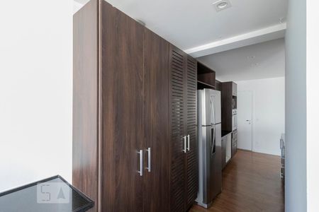 Cozinha de apartamento para alugar com 1 quarto, 83m² em Brooklin Paulista, São Paulo
