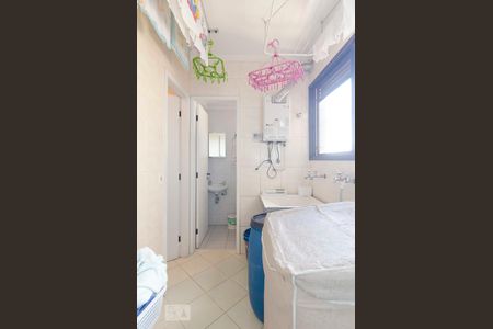 Apartamento à venda com 220m², 5 quartos e 4 vagasLavanderia