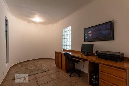 Escritório de casa de condomínio para alugar com 4 quartos, 497m² em Jardim Morumbi, São Paulo