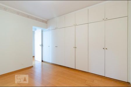 Apartamento à venda com 150m², 4 quartos e 2 vagasSuíte