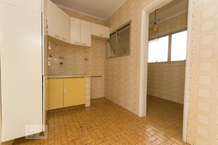 Apartamento à venda com 60m², 2 quartos e 1 vaga Apartamento à venda com 60m², 2 quartos e 1 vagaCozinha