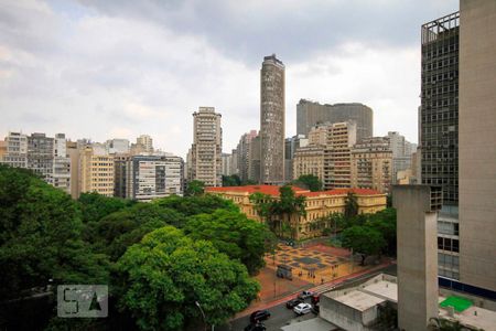 Vista de kitnet/studio para alugar com 1 quarto, 30m² em República, São Paulo
