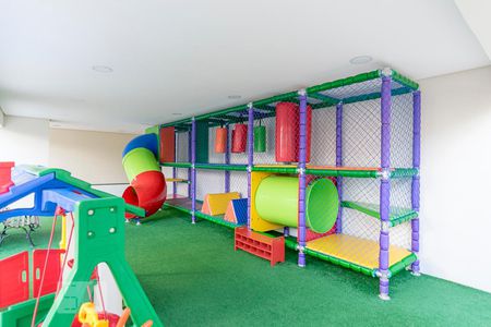 Apartamento à venda com 106m², 3 quartos e 2 vagas Apartamento à venda com 106m², 3 quartos e 2 vagasPlayground