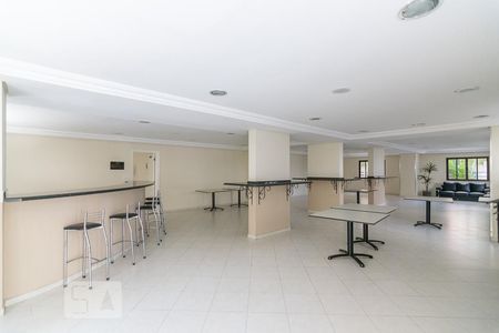 Apartamento à venda com 106m², 3 quartos e 2 vagas Apartamento à venda com 106m², 3 quartos e 2 vagasSalão de Festas