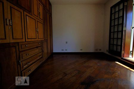 Casa para alugar com 647m², 5 quartos e 4 vagasSuíte 4