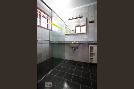 Casa para alugar com 647m², 5 quartos e 4 vagasBanheiro da suíte 2