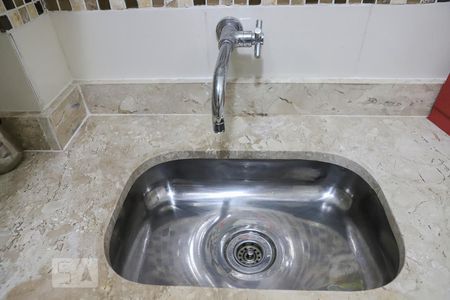Cozinha de kitnet/studio para alugar com 1 quarto, 40m² em Bela Vista, São Paulo