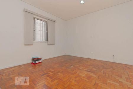 Casa à venda com 340m², 3 quartos e 2 vagas Casa à venda com 340m², 3 quartos e 2 vagasQuarto 2