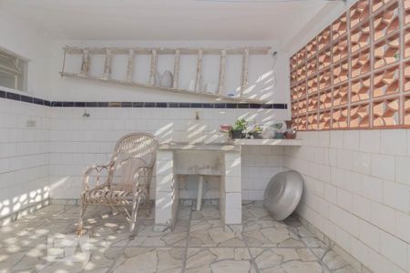 Casa à venda com 340m², 3 quartos e 2 vagas Casa à venda com 340m², 3 quartos e 2 vagasÁrea de serviço