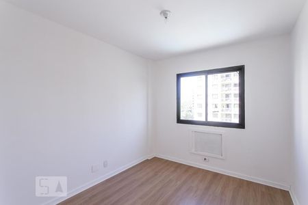 Apartamento à venda com 95m², 3 quartos e 1 vagaQuarto