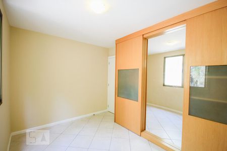 Apartamento para alugar com 79m², 2 quartos e 2 vagas Apartamento para alugar com 79m², 2 quartos e 2 vagasQuarto