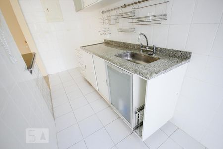 Apartamento para alugar com 79m², 2 quartos e 2 vagas Apartamento para alugar com 79m², 2 quartos e 2 vagasCozinha