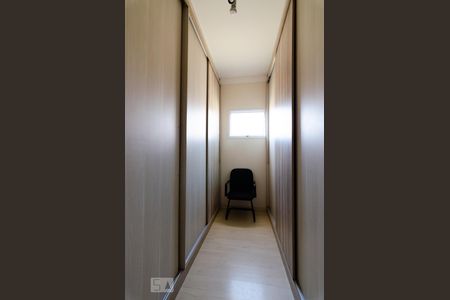 Casa à venda com 311m², 4 quartos e 5 vagasAndar superior - Suíte 1 closet