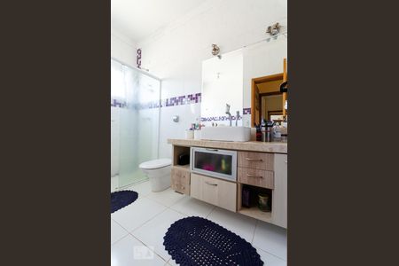 Casa à venda com 311m², 4 quartos e 5 vagasAndar superior - Suíte 1 