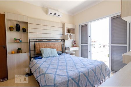 Casa à venda com 311m², 4 quartos e 5 vagasAndar superior - Suíte 3