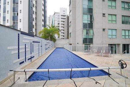 Apartamento à venda com 71m², 1 quarto e 2 vagasPiscina