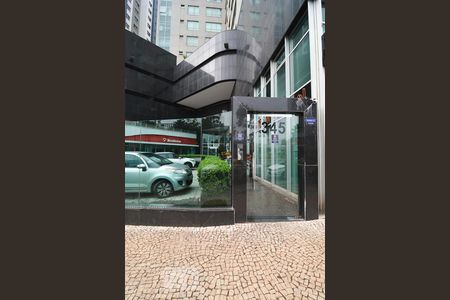 Apartamento à venda com 71m², 1 quarto e 2 vagasEntrada