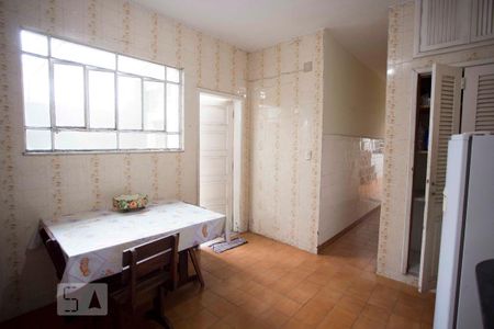 Casa à venda com 420m², 7 quartos e 1 vaga Casa à venda com 420m², 7 quartos e 1 vagacozinha