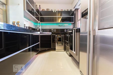 Apartamento para alugar com 150m², 3 quartos e 2 vagasCozinha